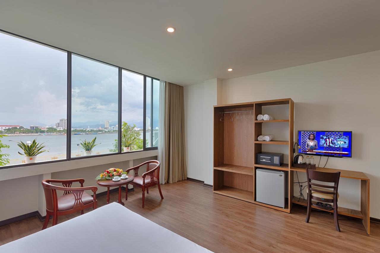 Vitalis Riverside Hotel Da Nang Dış mekan fotoğraf