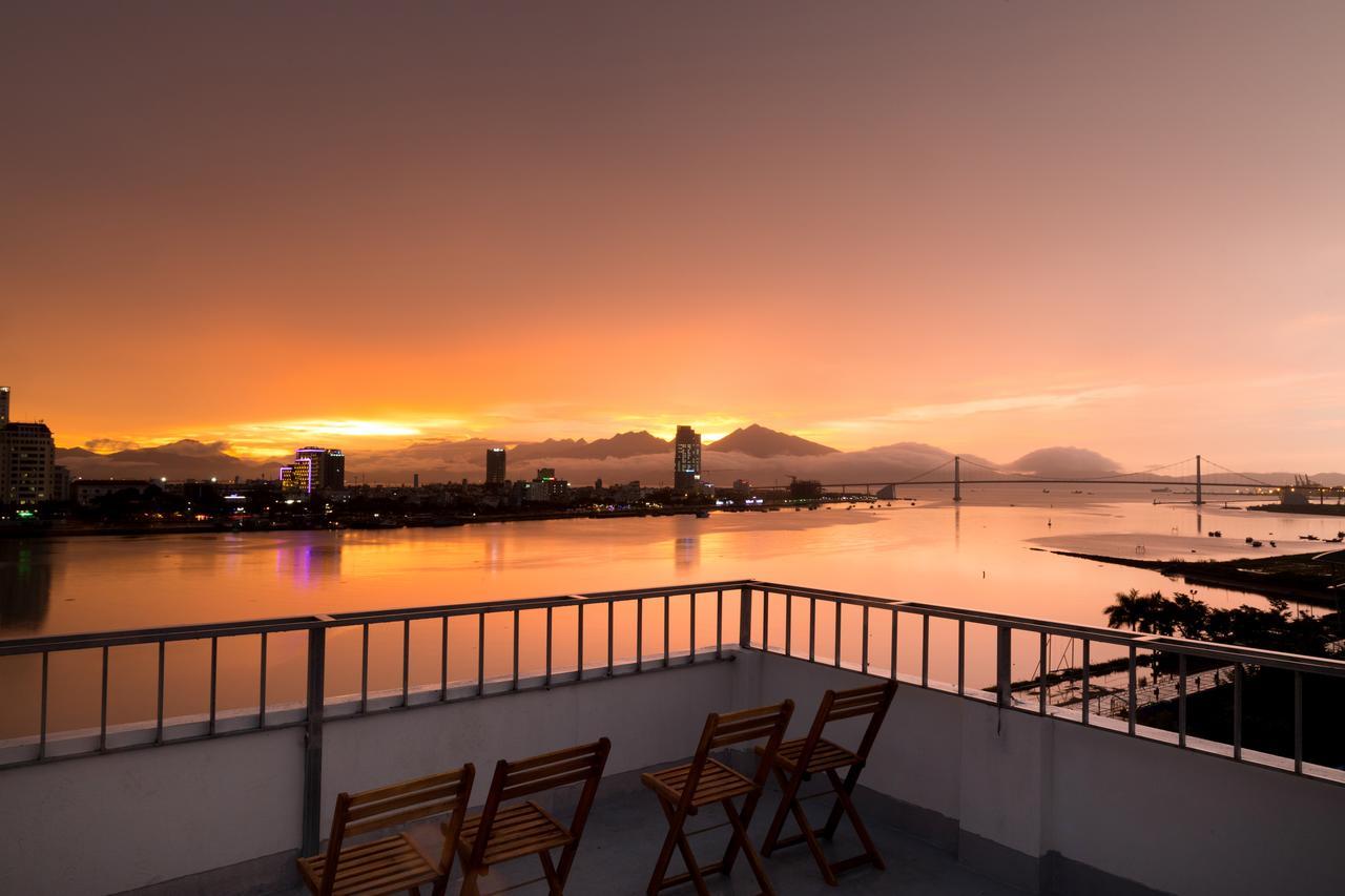 Vitalis Riverside Hotel Da Nang Dış mekan fotoğraf